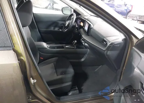 2025 Nissan Kicks S Intelligent Awd from USA, damaged, VIN 3N8AP6BB1SL318902